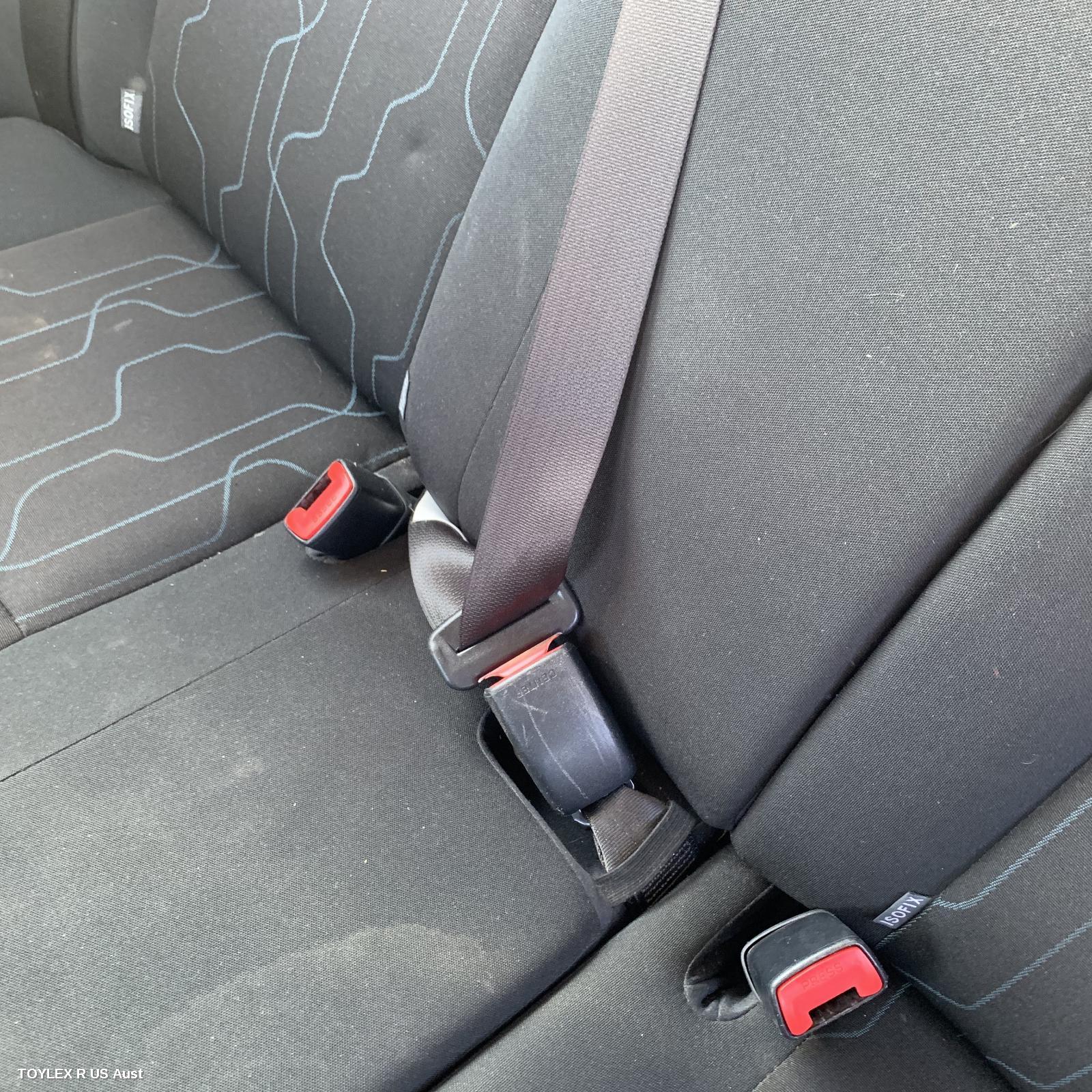 TOYOTA COROLLA 2011 Seatbelt/Stalk CENTRE REAR, SEAT BELT STALK ONLY, ZRE152R, HATCH