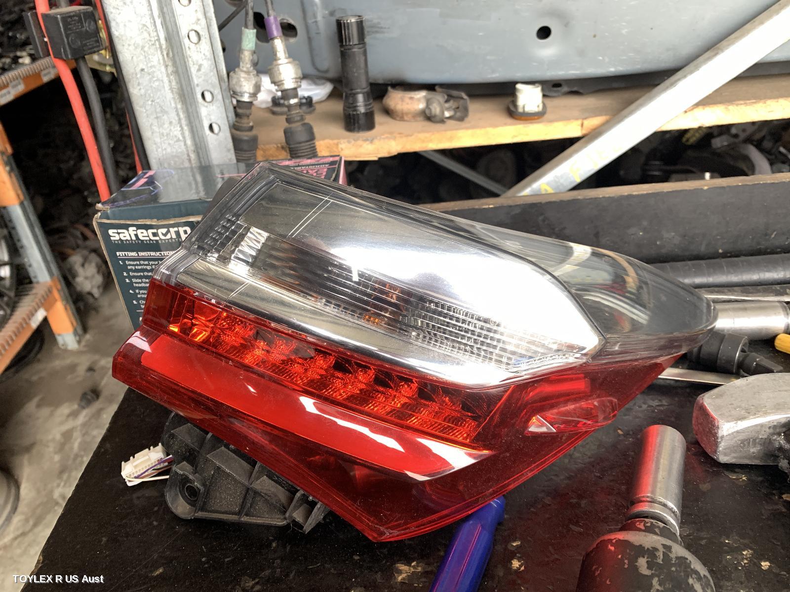 TOYOTA COROLLA 2017 Right Taillight ZRE172R, SEDAN