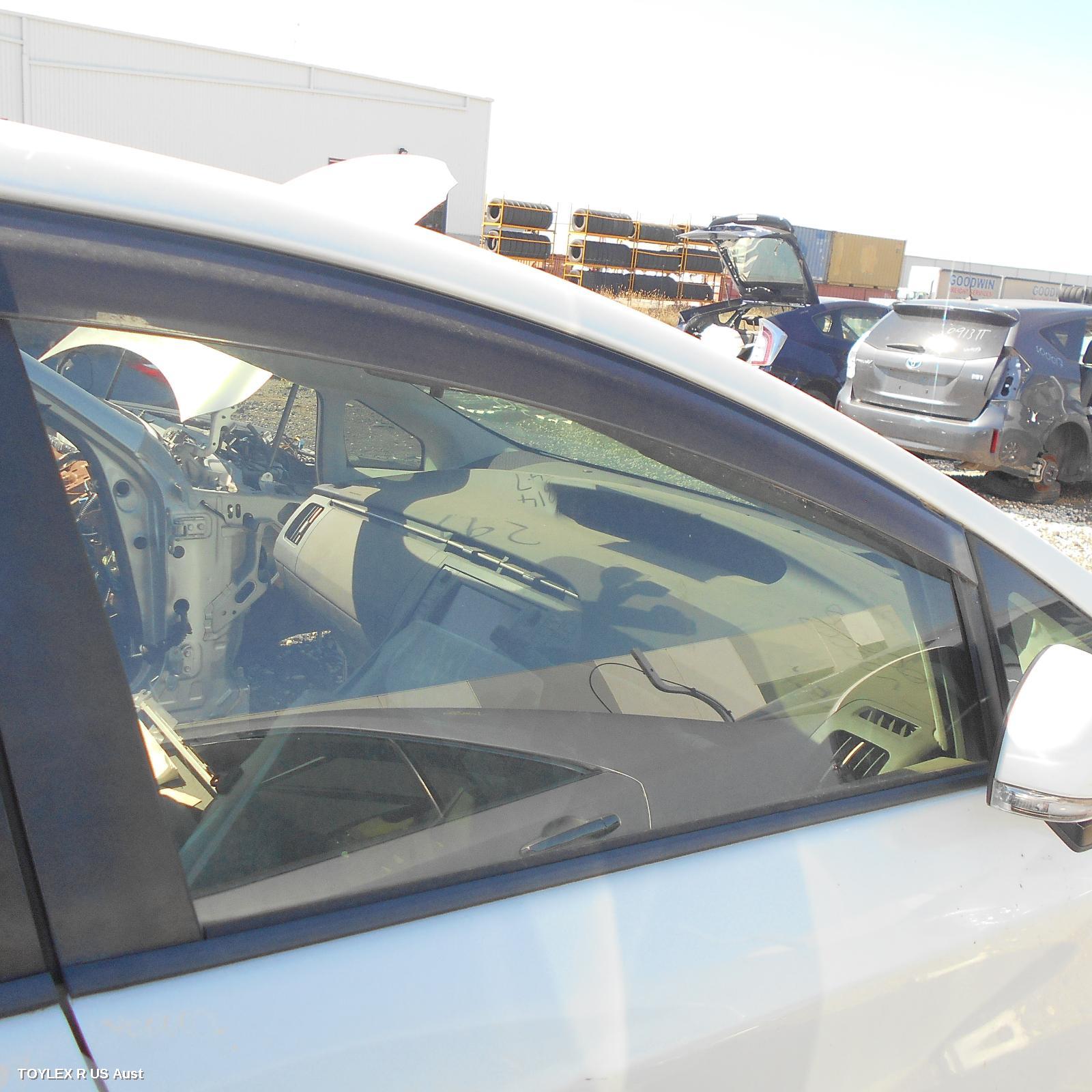 TOYOTA PRIUS 2009 Right Front Door Window ZVW30R, POWER
