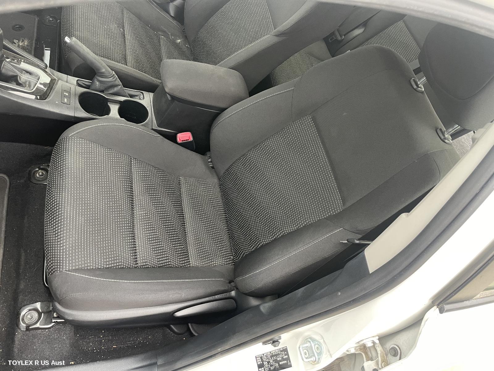 TOYOTA COROLLA 2015 Front Seat LH FRONT, ZRE182R, HATCH, CLOTH, ASCENT/ASCENT SPORT