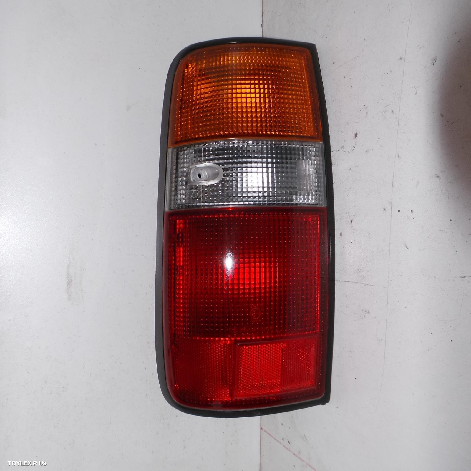 TOYOTA LANDCRUISER 1996 Left Taillight 80 SERIES