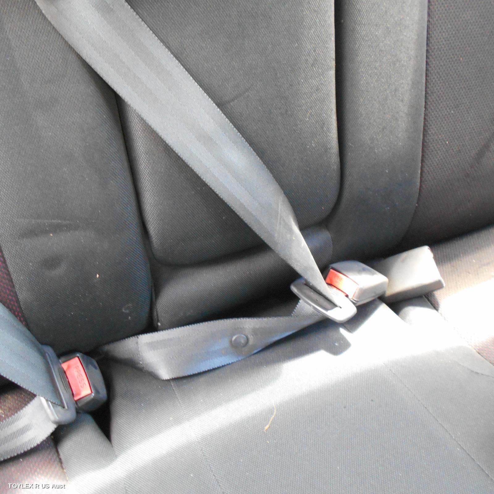 TOYOTA CAMRY 2006 Seatbelt/Stalk CENTRE REAR, SEAT BELT ONLY, SK36