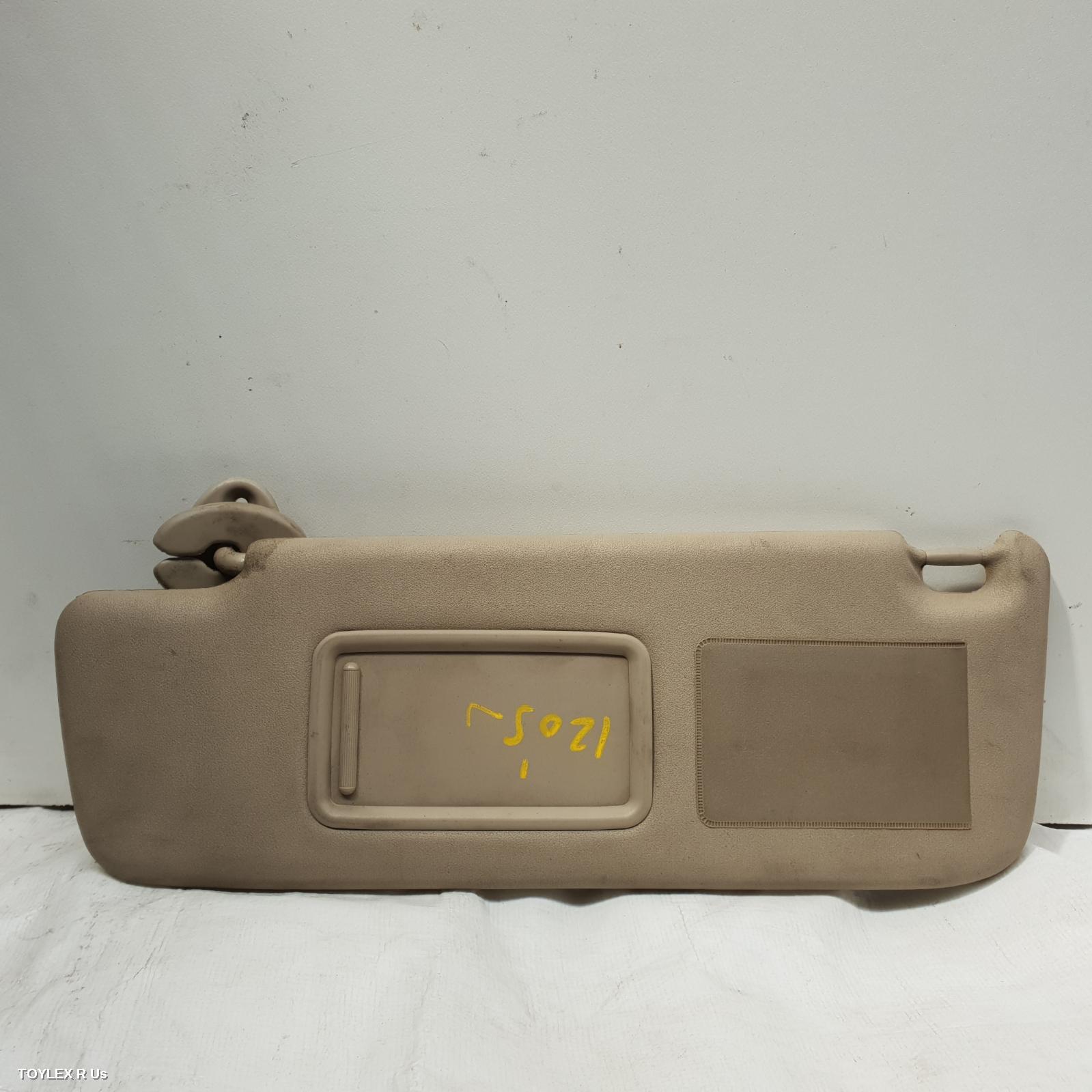 TOYOTA LANDCRUISER 2002 Sunvisor 100 SERIES, LH SIDE, TAN, VINYL