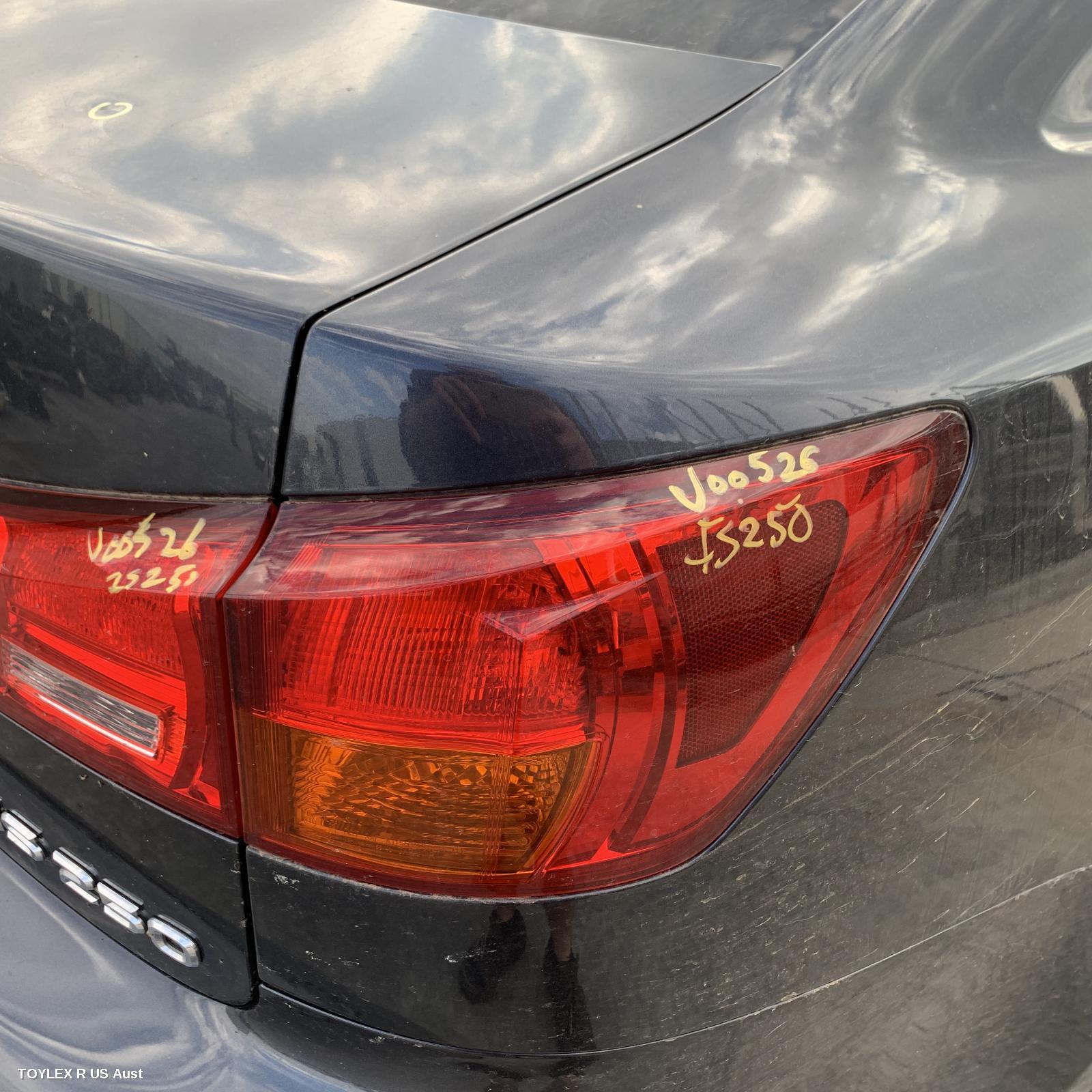 LEXUS IS250/IS250C 2005 Right Taillight IS250, GSE20R, SEDAN, HORIZONTAL TYPE