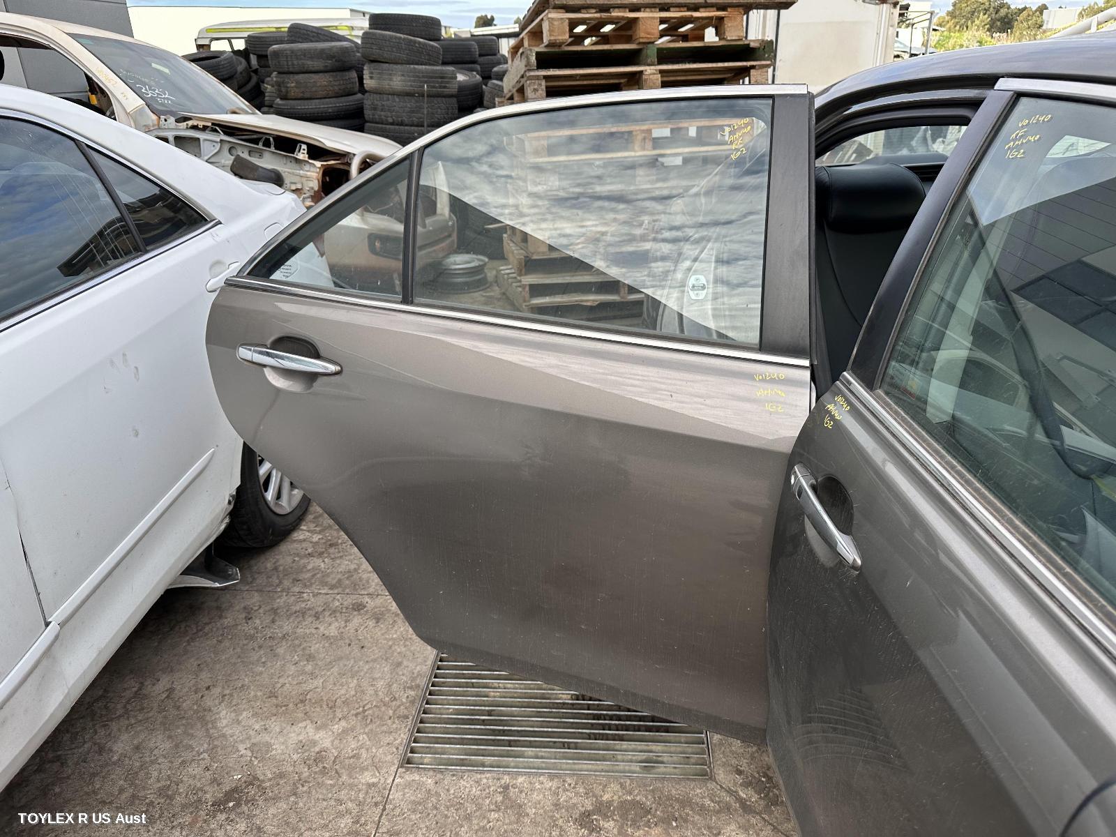TOYOTA CAMRY 2010 Right Rear Door Sliding ACV40/AHV40, NON MOULD TYPE