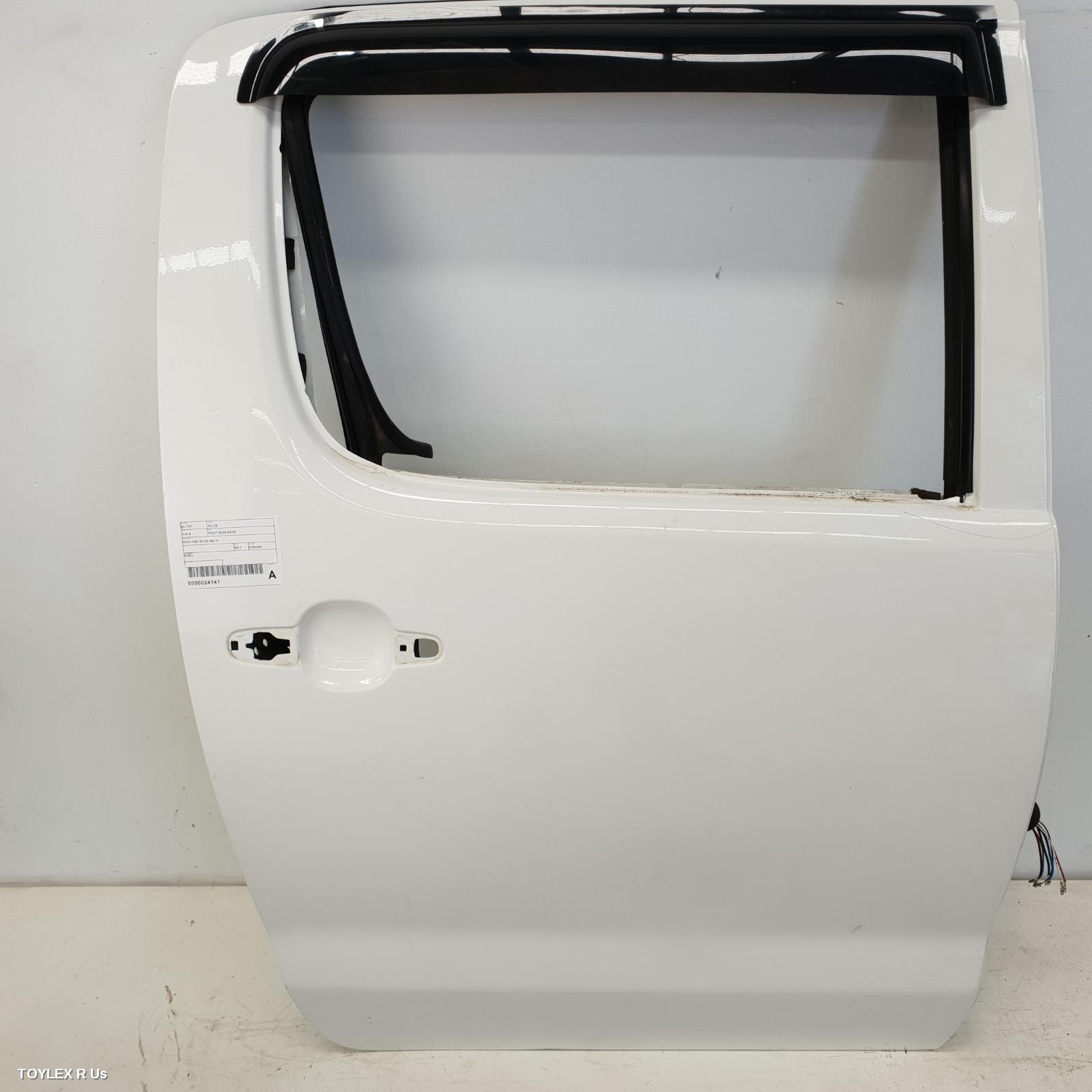 TOYOTA HILUX 2012 Right Rear Door Sliding DUAL CAB