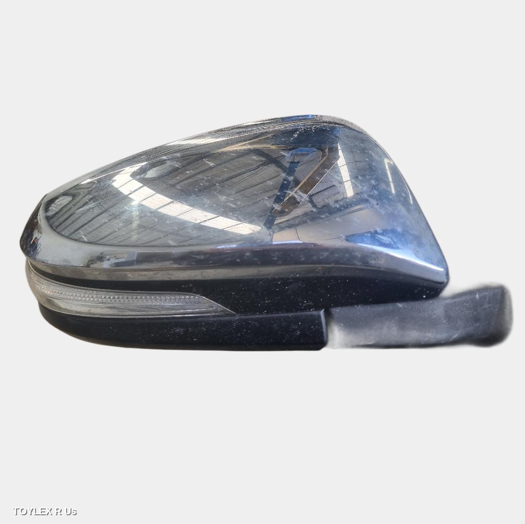 TOYOTA HILUX 2023 Right Door Mirror POWER FOLDING, CHROME, W/ INDICATOR, NON CAMERA, NON BLINDSPOT TYPE