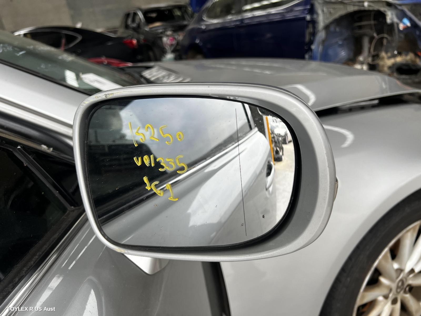 LEXUS IS250/IS250C 2009 Right Door Mirror IS250/IS350, GSE20R/GSE21R, SEDAN, PRESTIGE, W/ INDICATOR TYPE (1 PLUG)