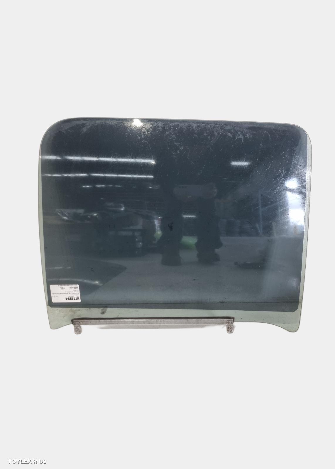 TOYOTA HILUX 2004 Right Rear Door Window DUAL CAB