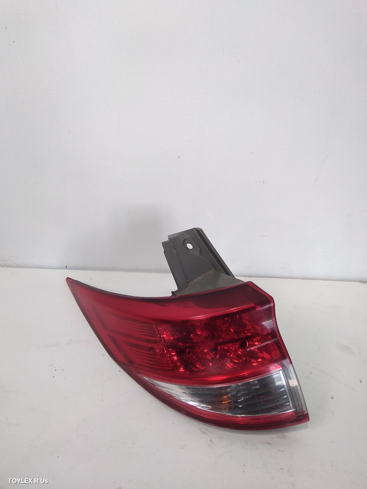 TOYOTA TARAGO 2014 Left Taillight ACR50R