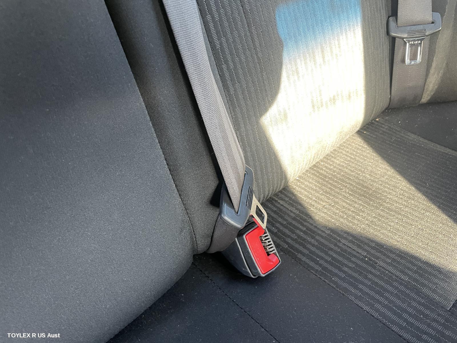 TOYOTA AURION 2011 Seatbelt/Stalk CENTRE REAR, SEAT BELT ONLY, GSV40R