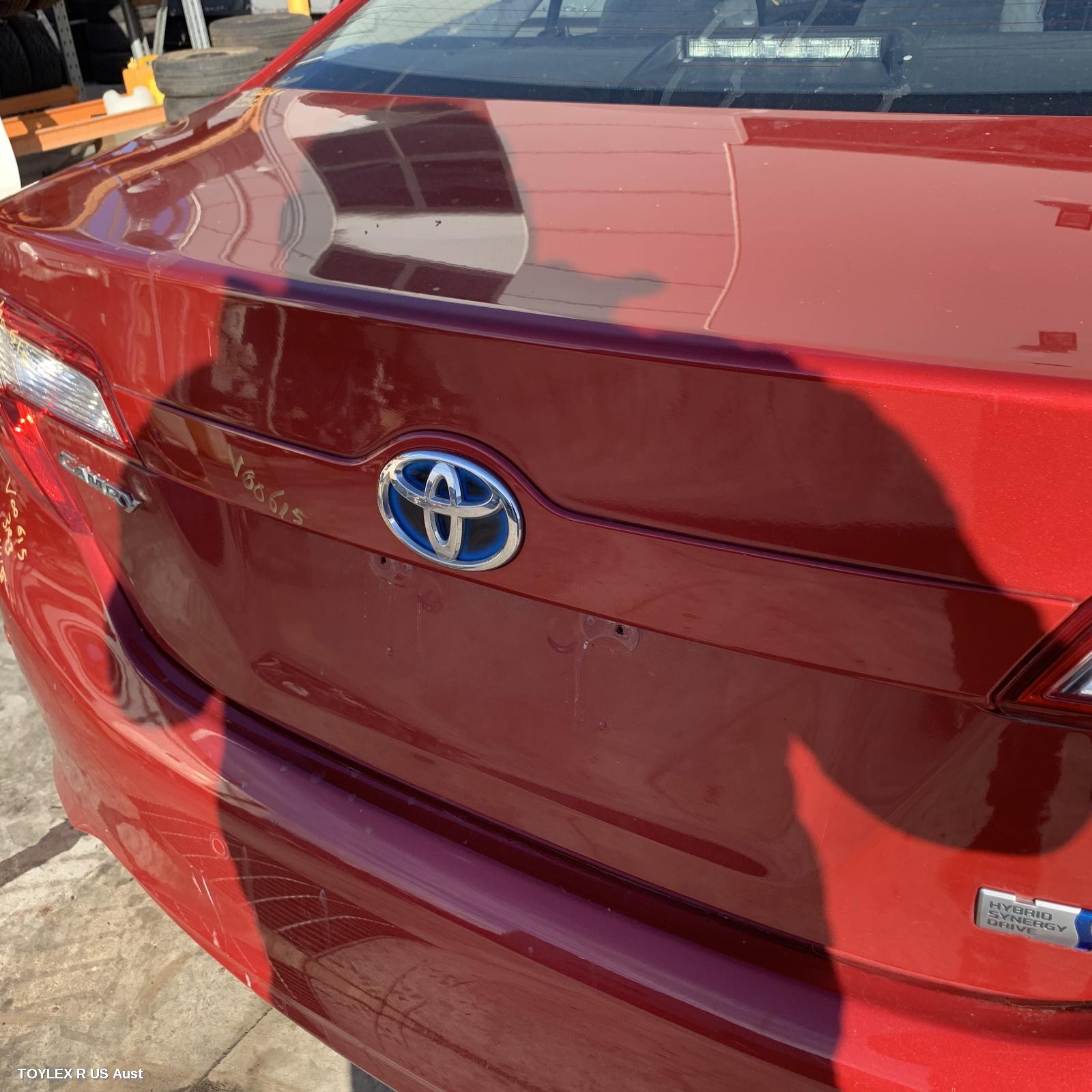 TOYOTA CAMRY 2012 Rear Garnish BOOTLID GARNISH (CENTRE), COLOUR CODED, W/ CAMERA TYPE, ACV50