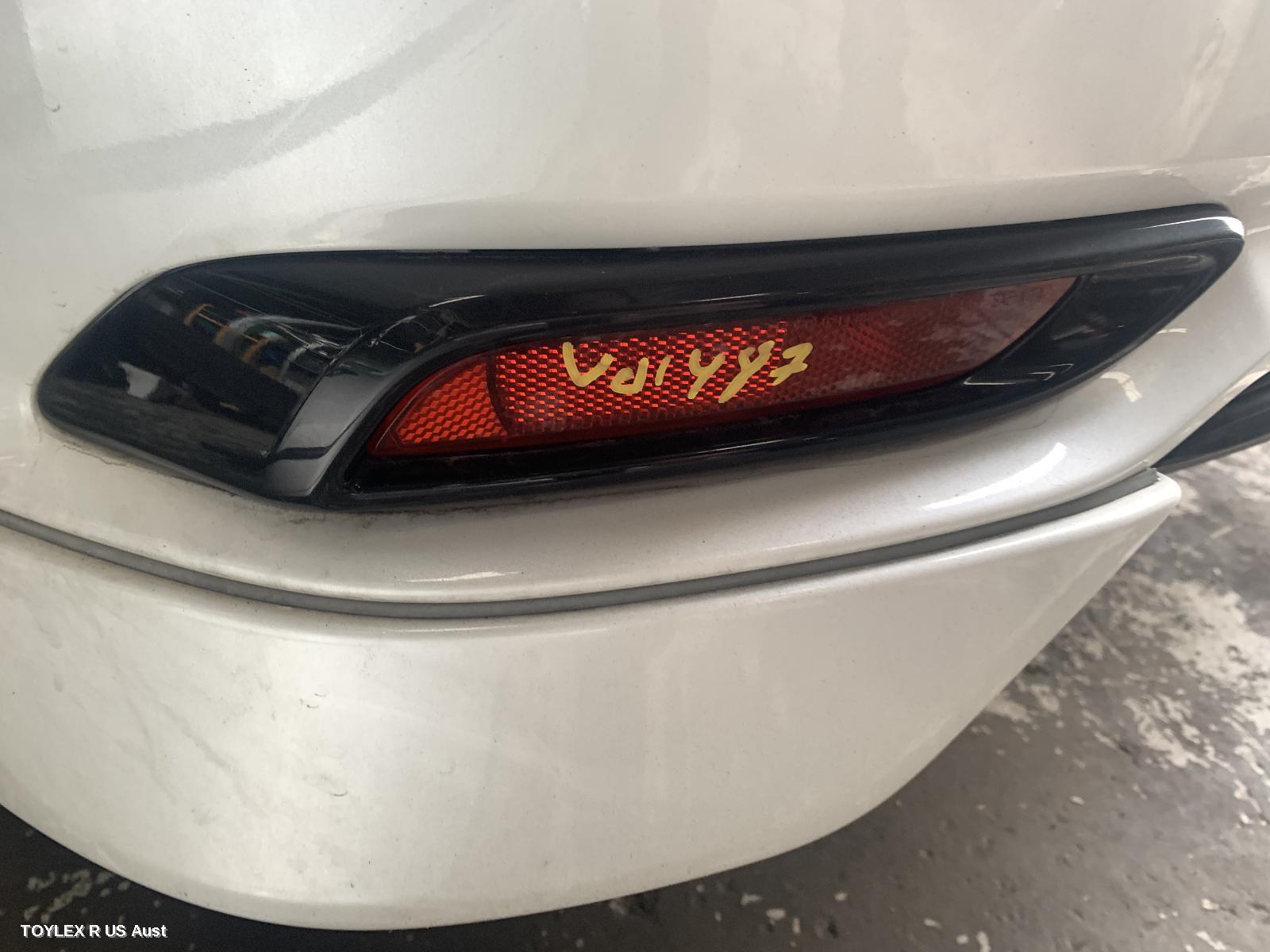 TOYOTA COROLLA 2017 Left Taillight ZRE182R, BUMPER REFLECTOR, HATCH