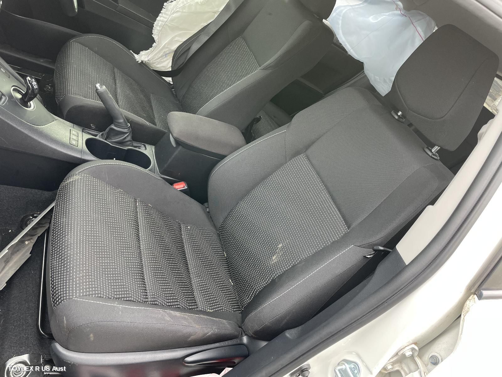 TOYOTA COROLLA 2017 Front Seat LH FRONT, ZRE182R/ZWE186R, HATCH, CLOTH,  ASCENT/ASCENT SPORT/HYBRID