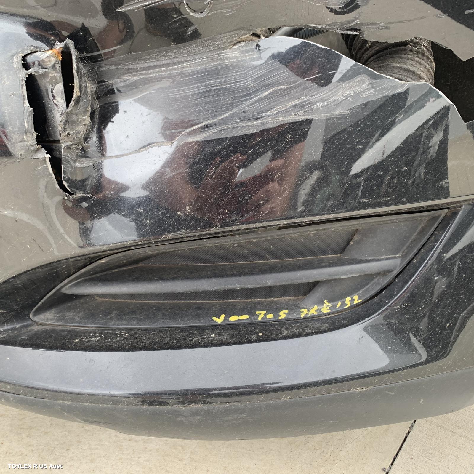 TOYOTA COROLLA 2007 Grille BUMPER GRILLE (LH SIDE), ZRE152R, HATCH, NON FOGLAMP TYPE