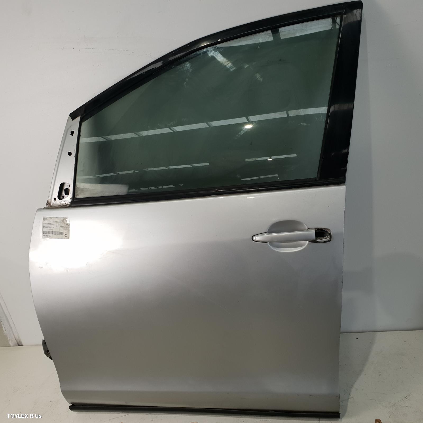 TOYOTA TARAGO 2014 Left Front Door ACR50R