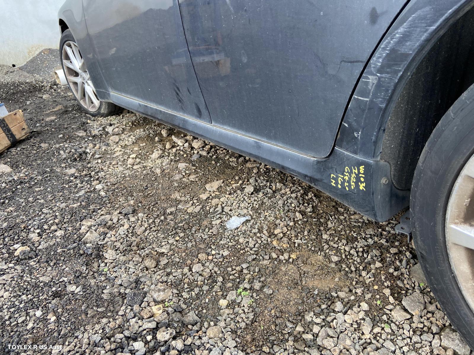 LEXUS IS250/IS250C 2011 Side Step/Skirt GSE20R, LH SIDE