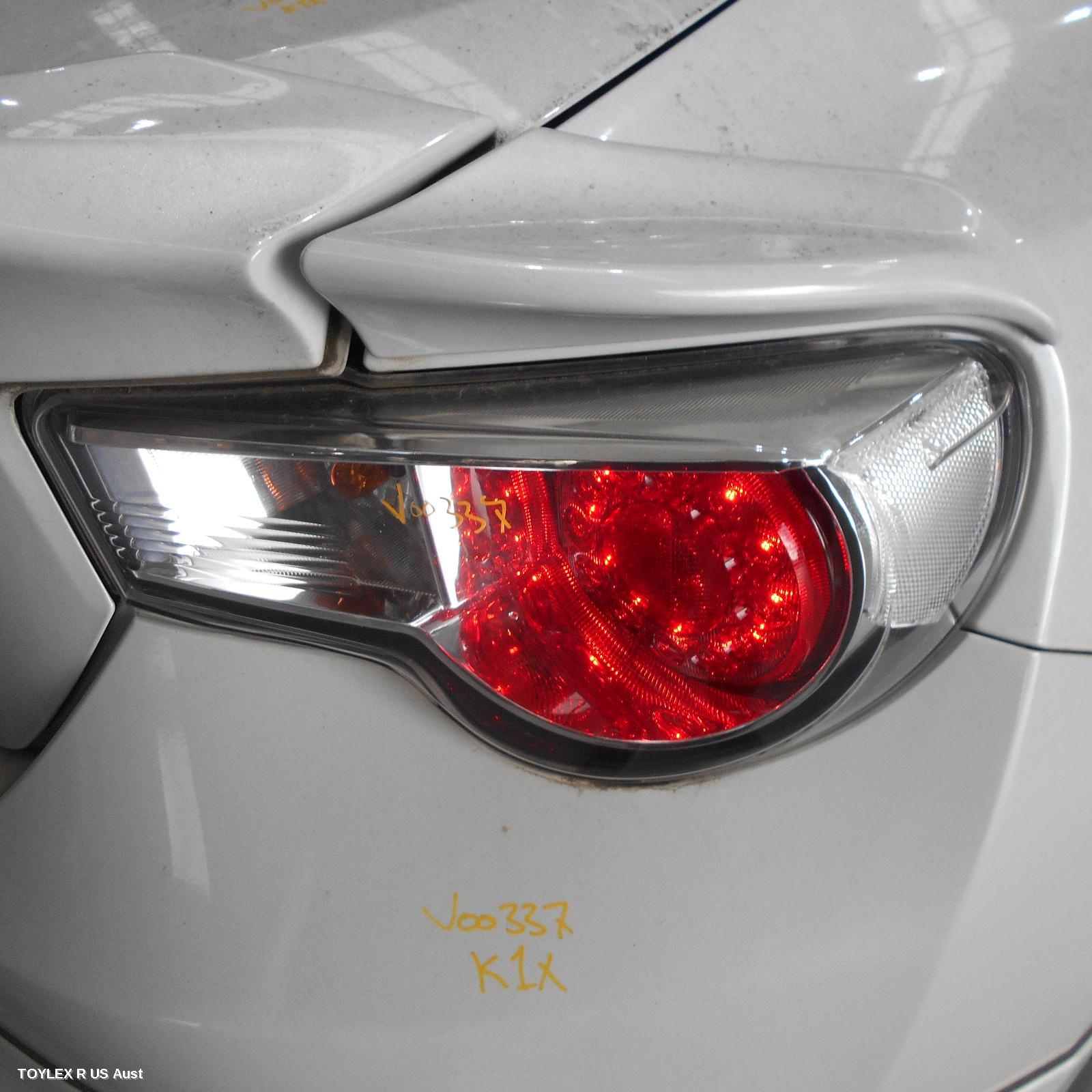 TOYOTA 86 2015 Right Taillight FACTORY, ZN6