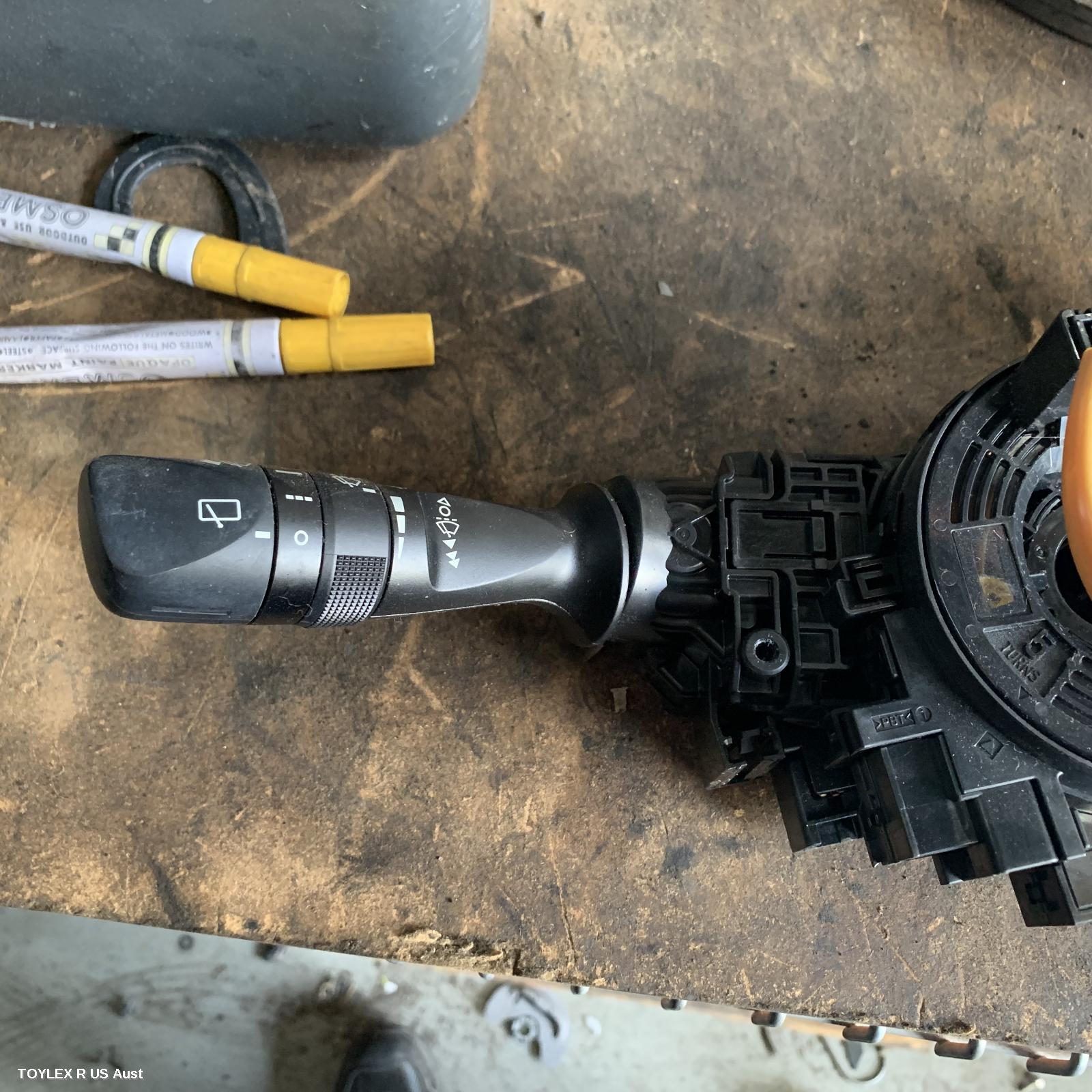 TOYOTA COROLLA 2013 Combination Switch WIPER SWITCH, ZRE182R, HATCH