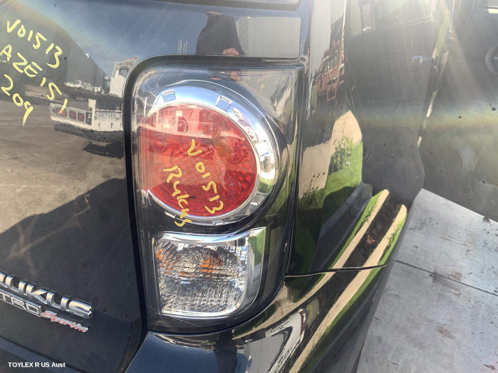 TOYOTA RUKUS 2011 Right Taillight AZE151R