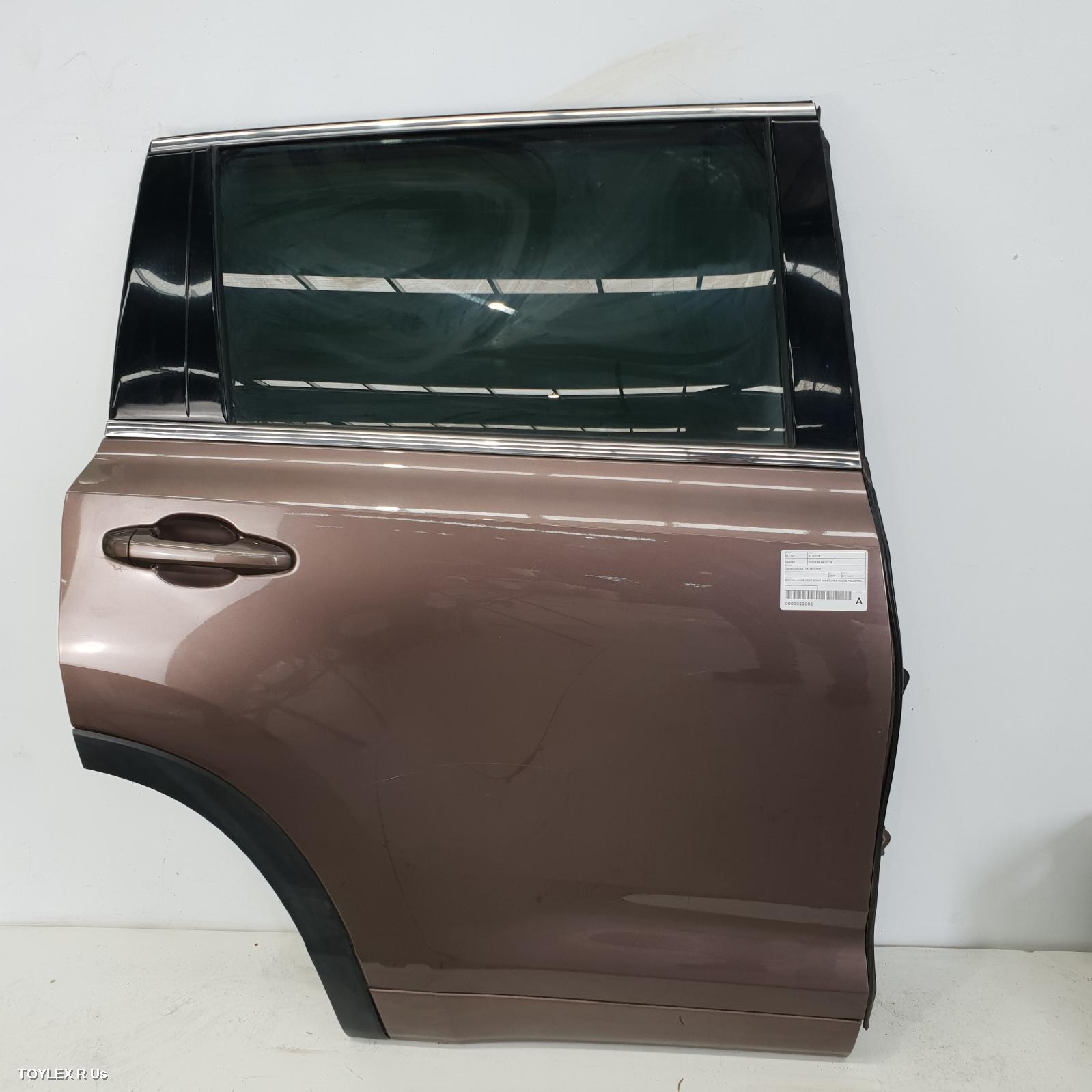 TOYOTA KLUGER 2018 Right Rear Door Sliding GSU50/GSU55