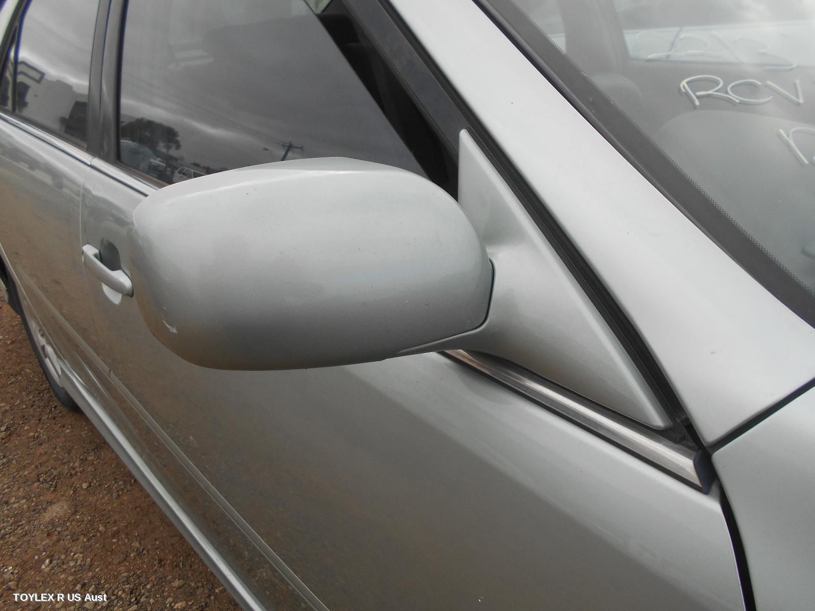 TOYOTA CAMRY 2003 Right Door Mirror SK36, COLOUR CODED