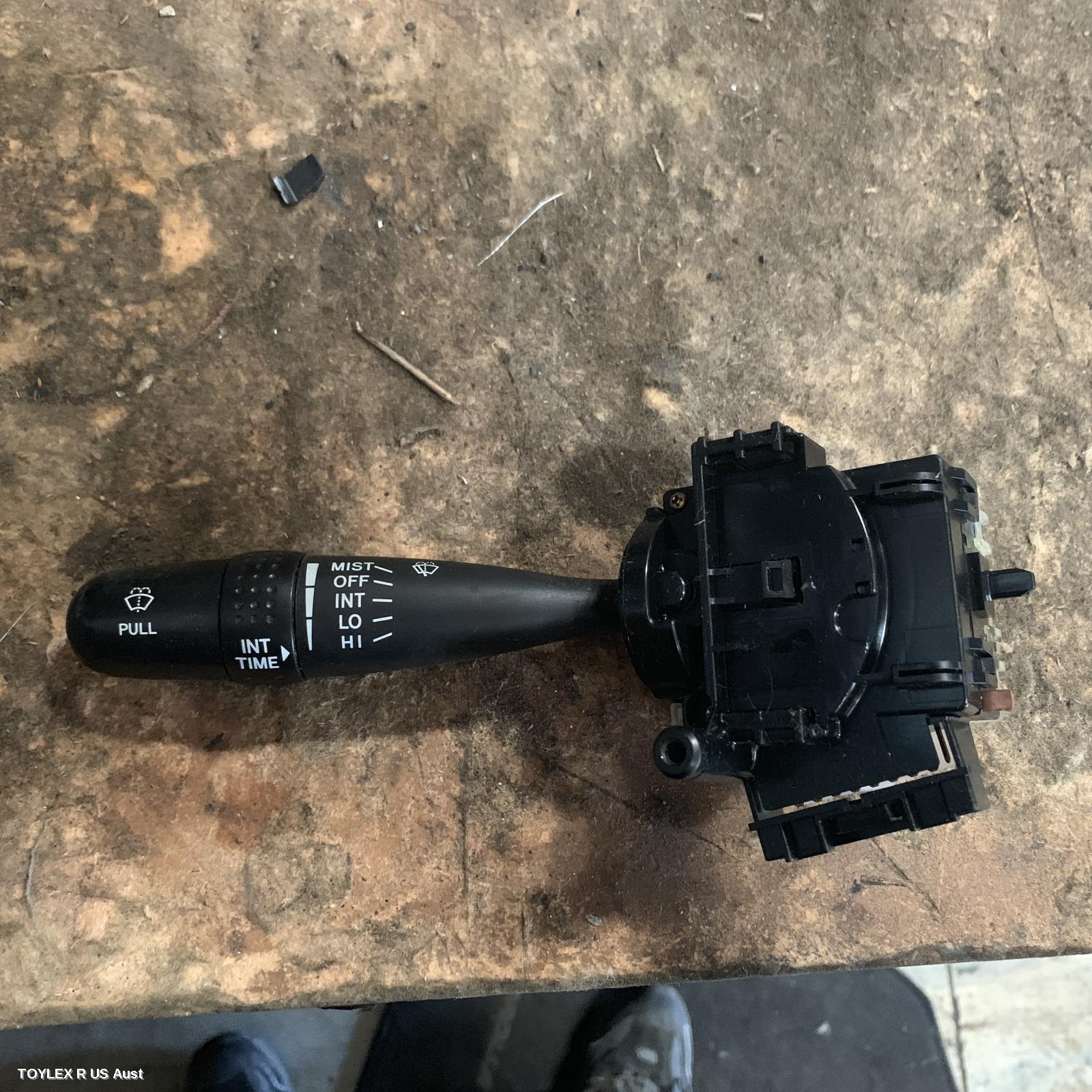 TOYOTA COROLLA 2004 Combination Switch ZZE122, WIPER SWITCH, SEDAN