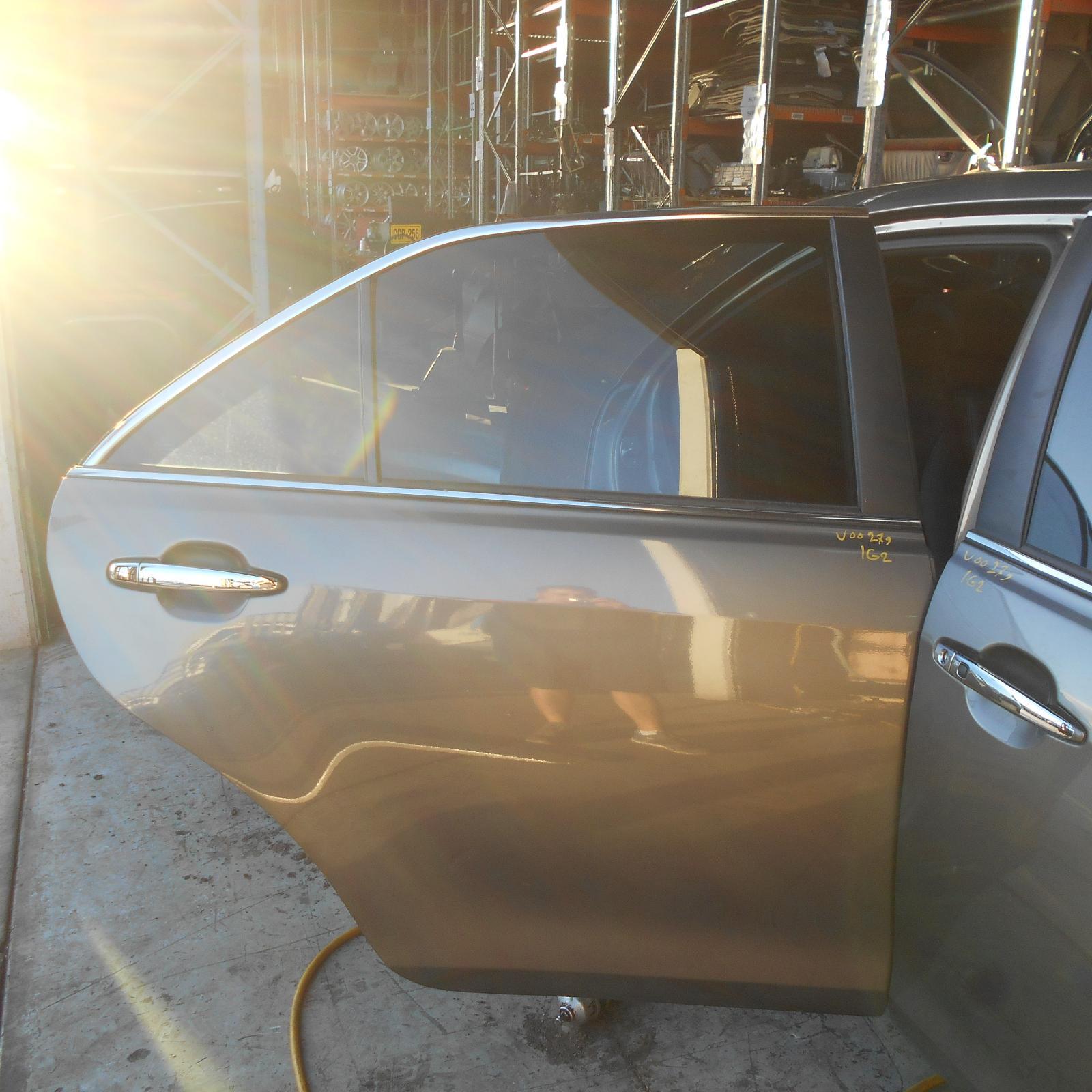 TOYOTA CAMRY, RIGHT_REAR_DOOR_SLIDING, ACV40/AHV40, NON MOULD TYPE, 04/09-11/11