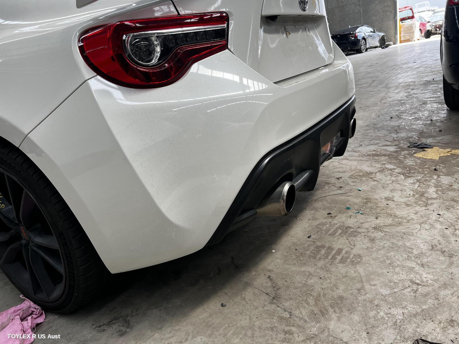 TOYOTA 86 2017 Rear Bumper ZN6, GT/GTS, NON PARK SENSOR, NON SPOILER TYPE