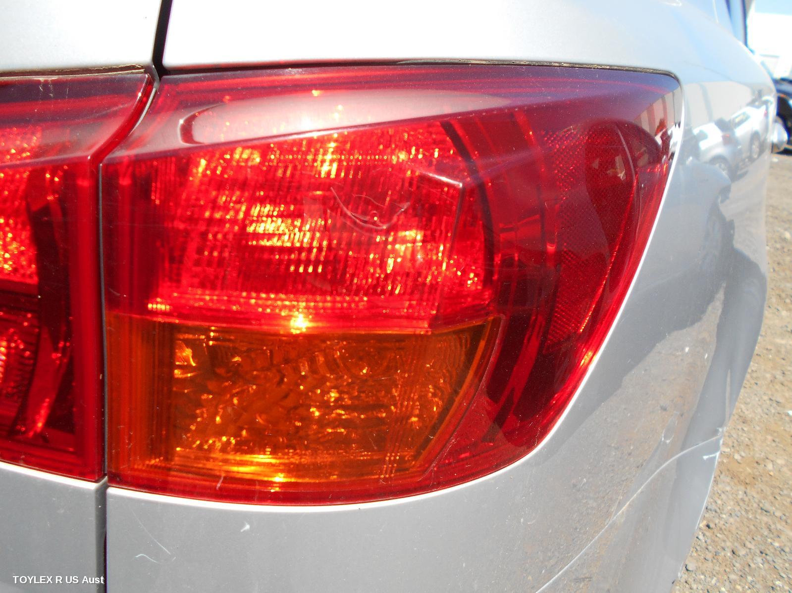 LEXUS IS250/IS250C 2005 Right Taillight IS250, GSE20R, SEDAN, HORIZONTAL TYPE