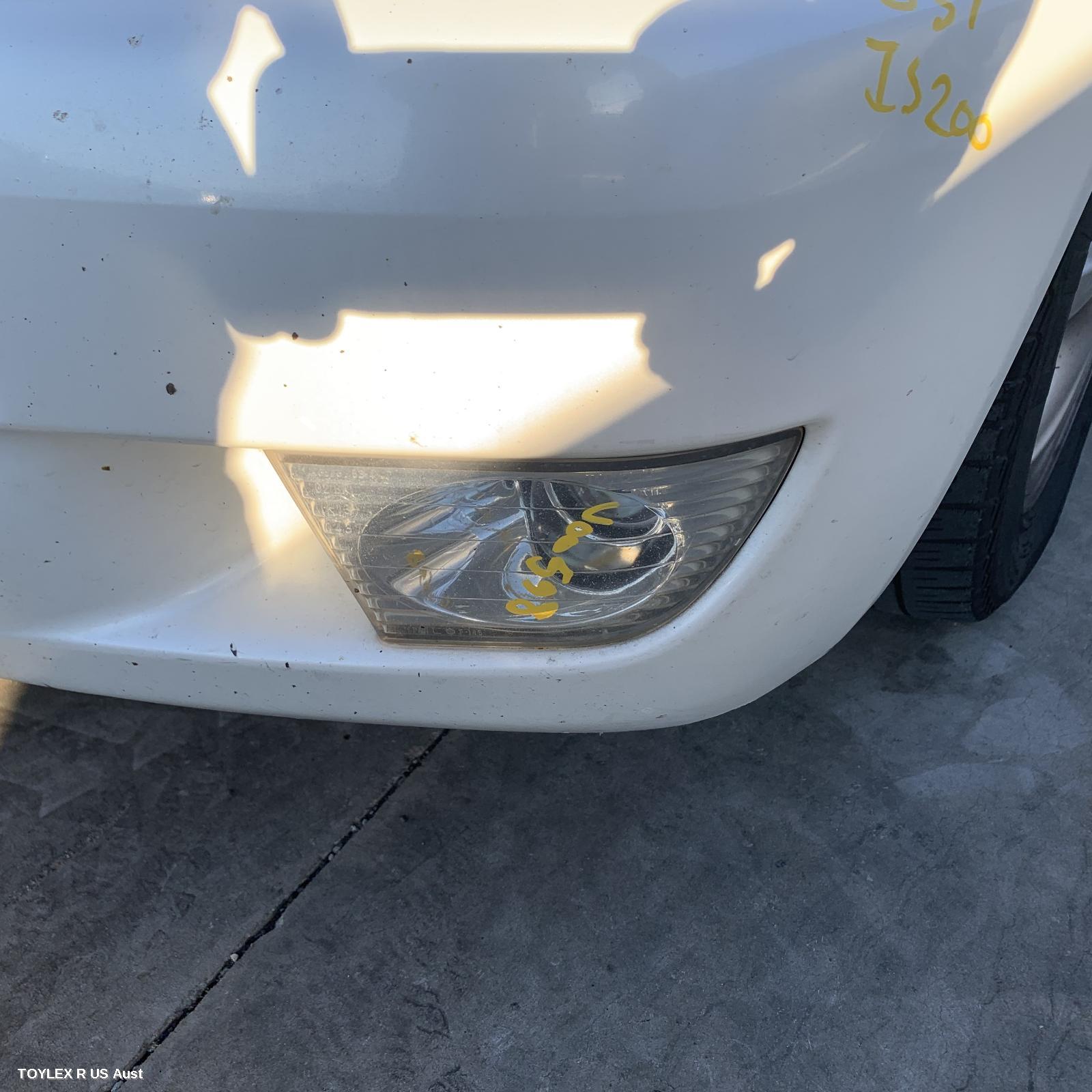 LEXUS IS200/IS300 1999 Left Indicator/Fog/Side BUMPER FOGLAMP, AMBER LENS TYPE