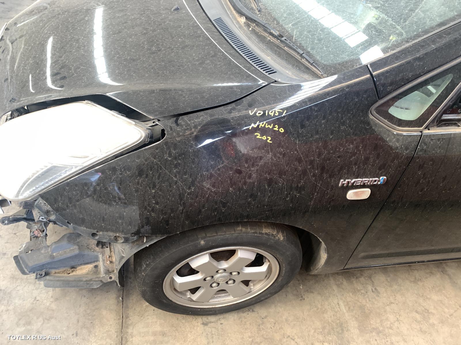 TOYOTA PRIUS 2006 Left Guard NHW20R