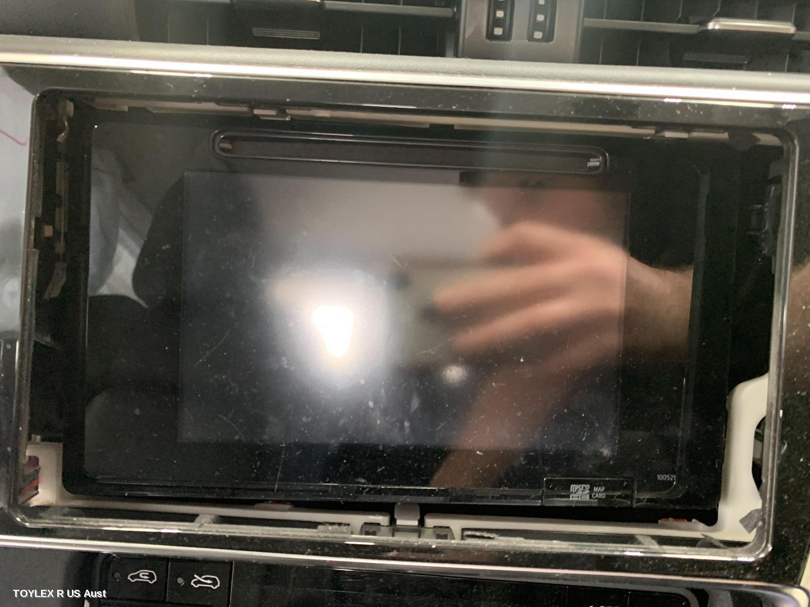 TOYOTA COROLLA 2015 Radio/Cd/Dvd/Sat/Tv 7IN TOUCHSCREEN (P/N ON FACE 100521), ZRE182R, HATCH