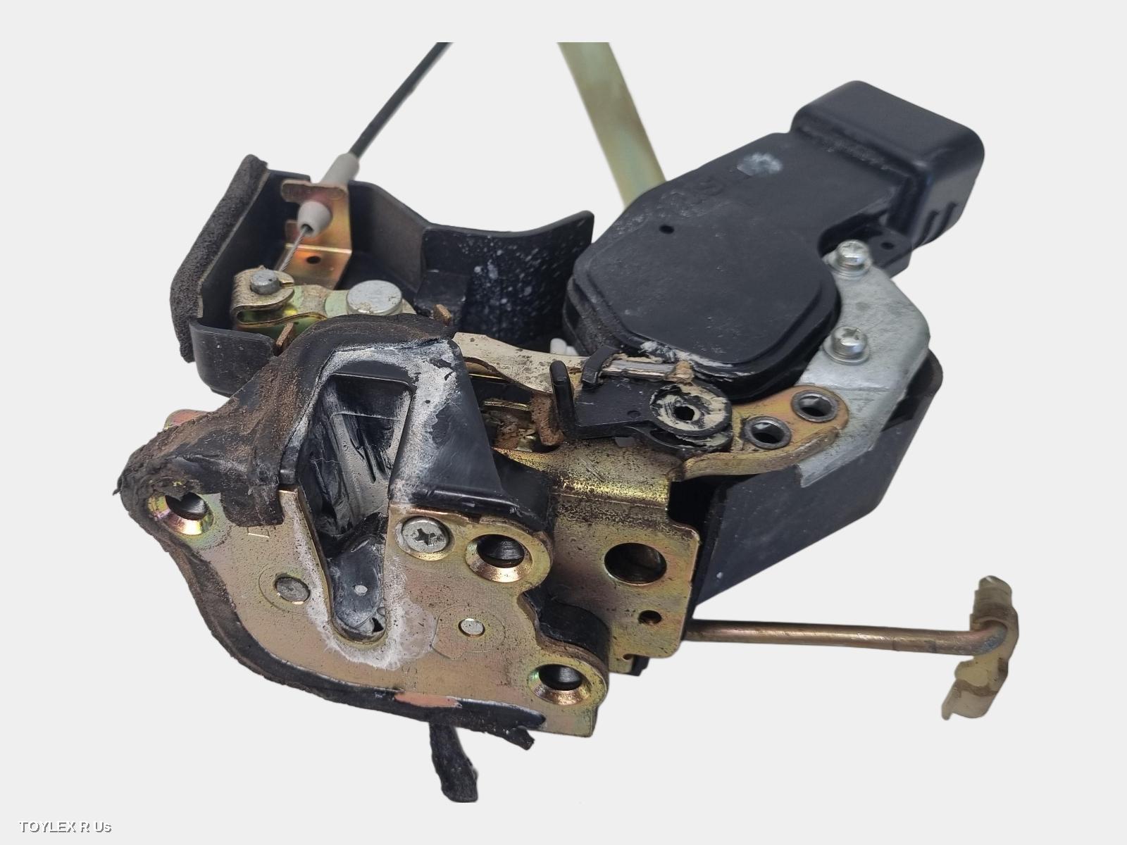 LEXUS LX470 2005 Door/Boot/Gate Lock LEFT REAR DOOR LOCK, UZJ100R
