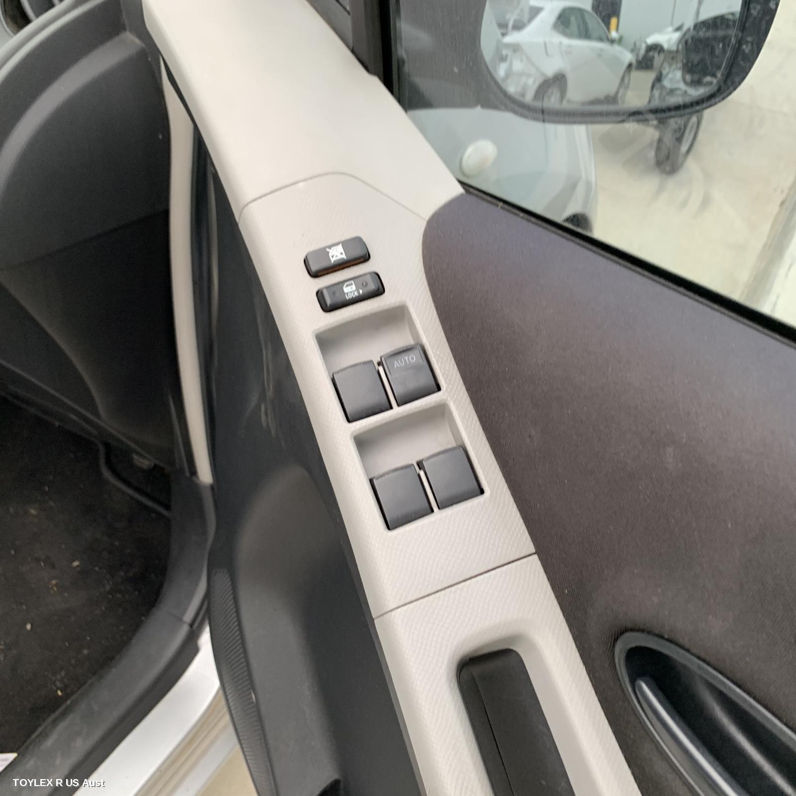 TOYOTA YARIS 2006 Pwr Dr Wind Switch RH FRONT (MASTER SWITCH), 4 SWITCH TYPE, 5DR HATCH/SEDAN, NCP9#