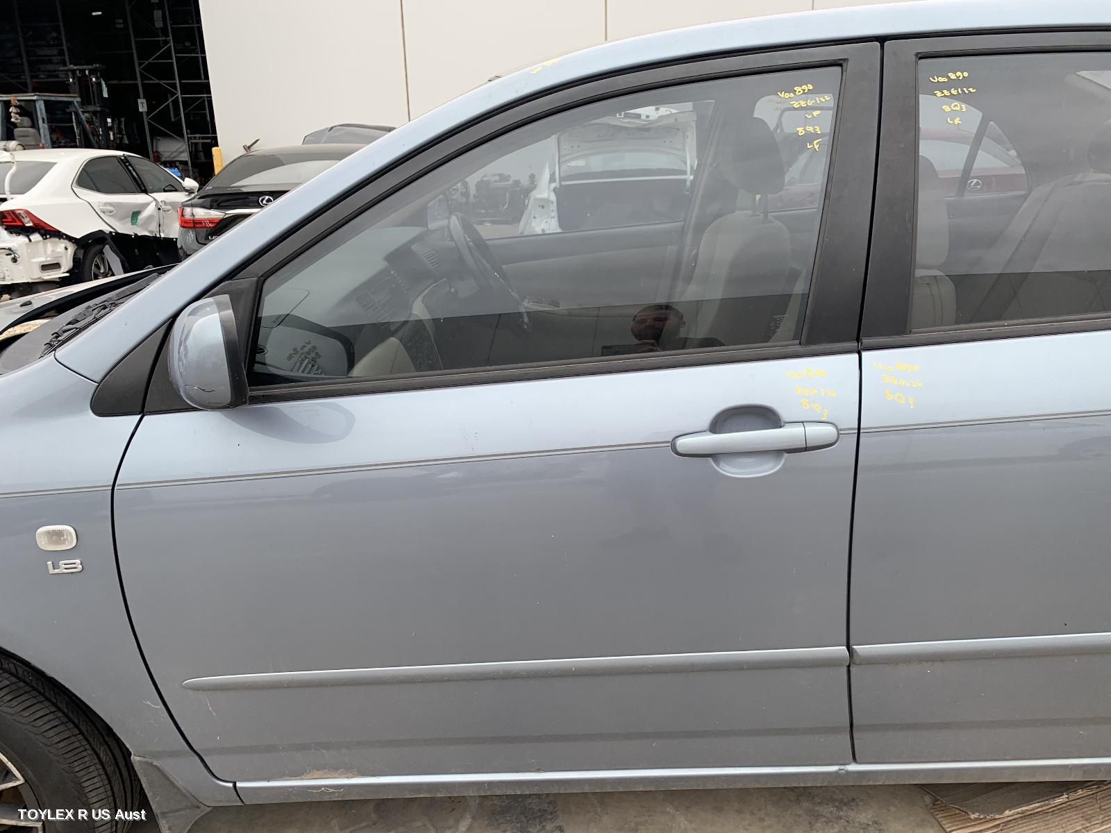 TOYOTA COROLLA 2003 Left Front Door ZZE122 (JAPAN-VIN JTD)