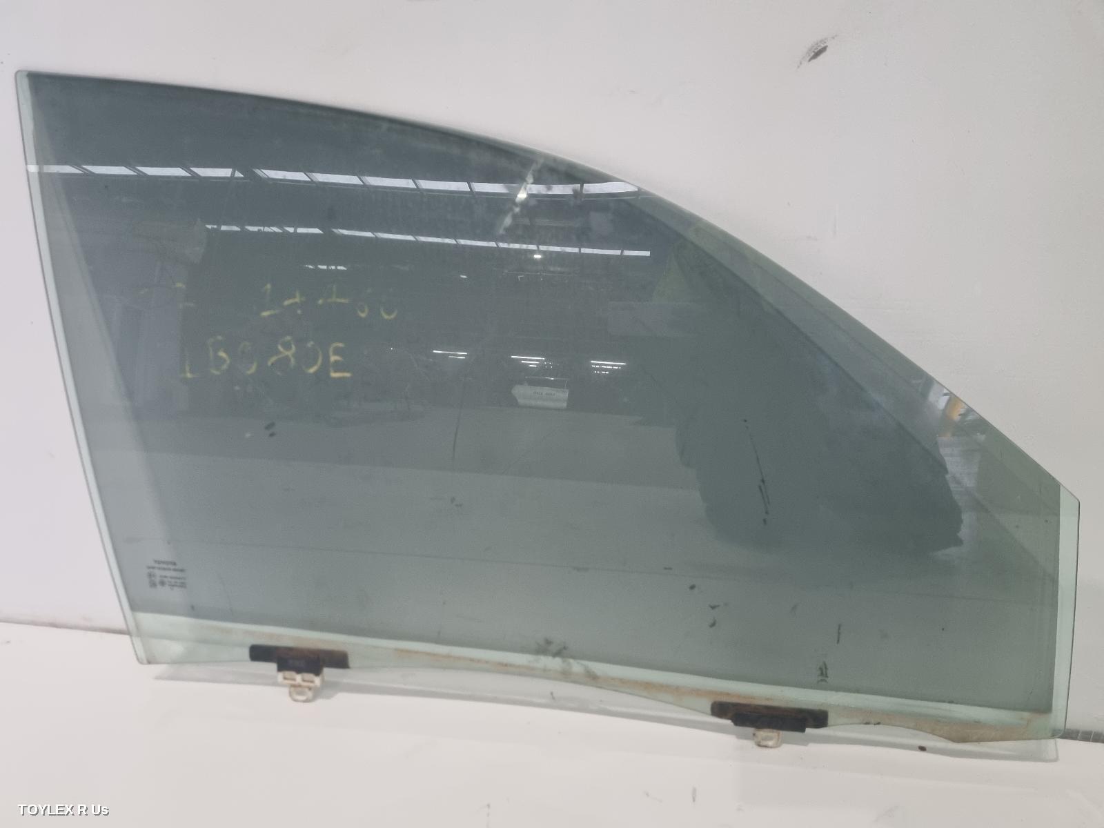 TOYOTA HILUX 2014 Right Front Door Window DUAL CAB