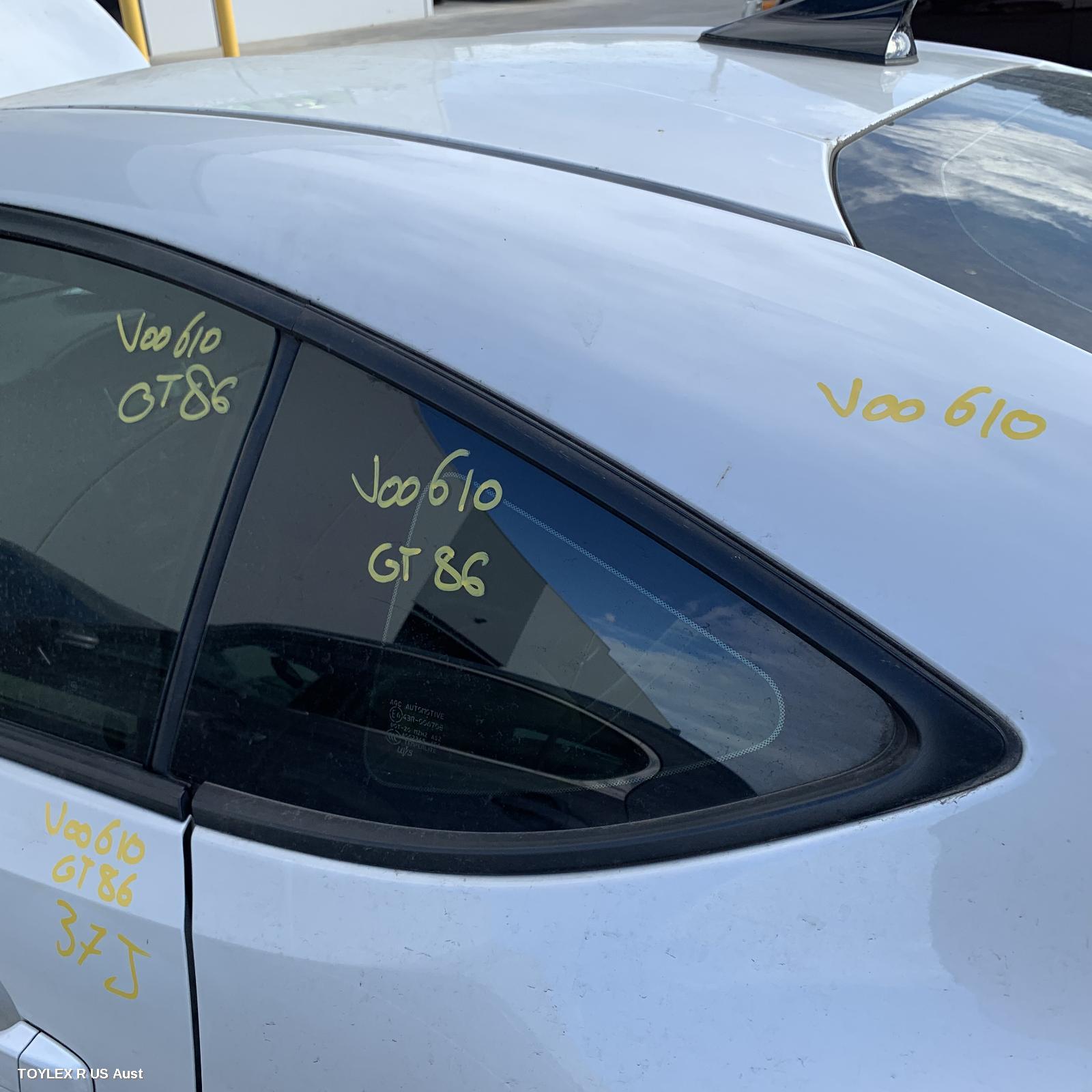 TOYOTA 86 2013 Left Rear Side Glass ZN6