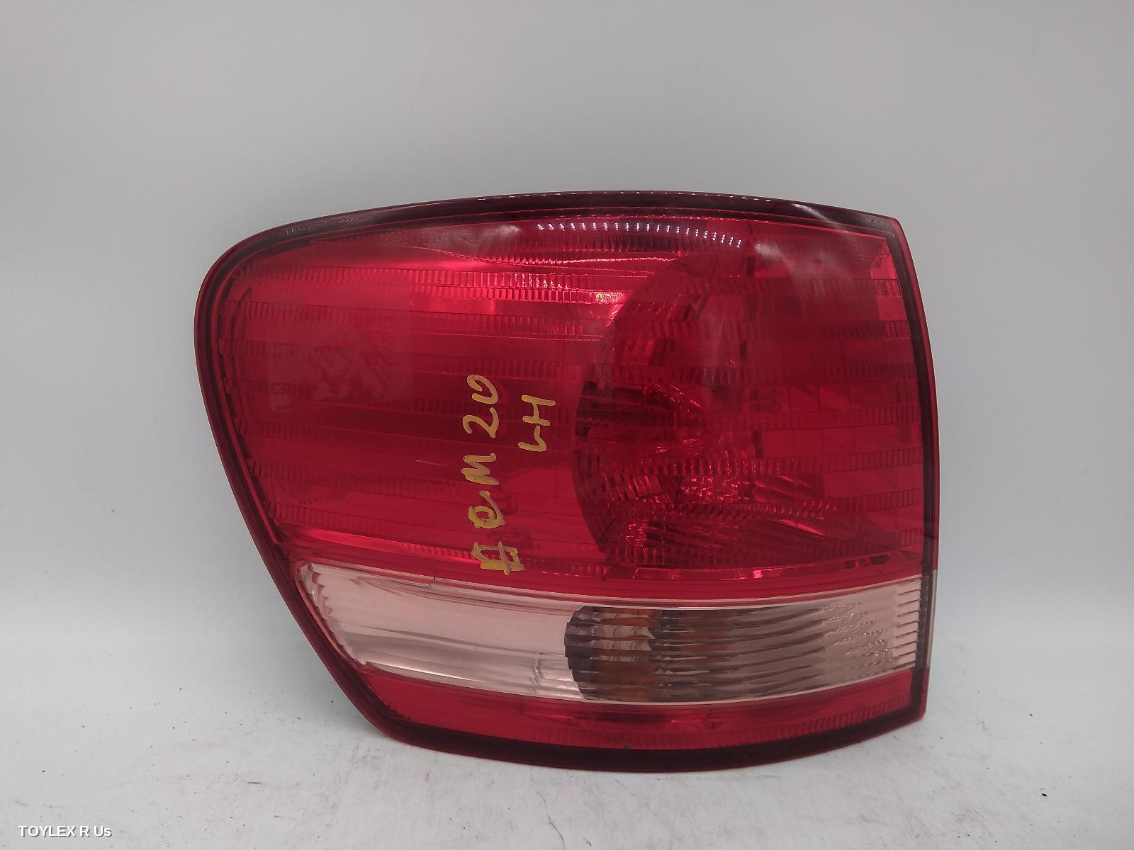 TOYOTA AVENSIS 2002 Left Taillight ACM20R