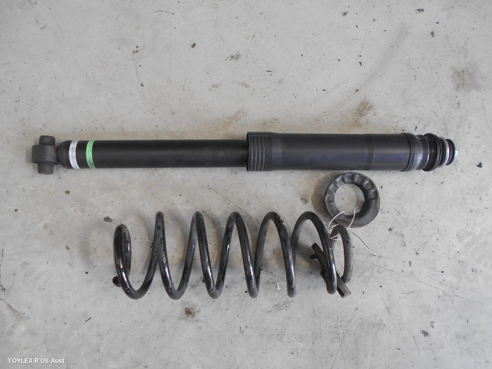 TOYOTA COROLLA 2013 Left Rear Strut ZRE182R, HATCH