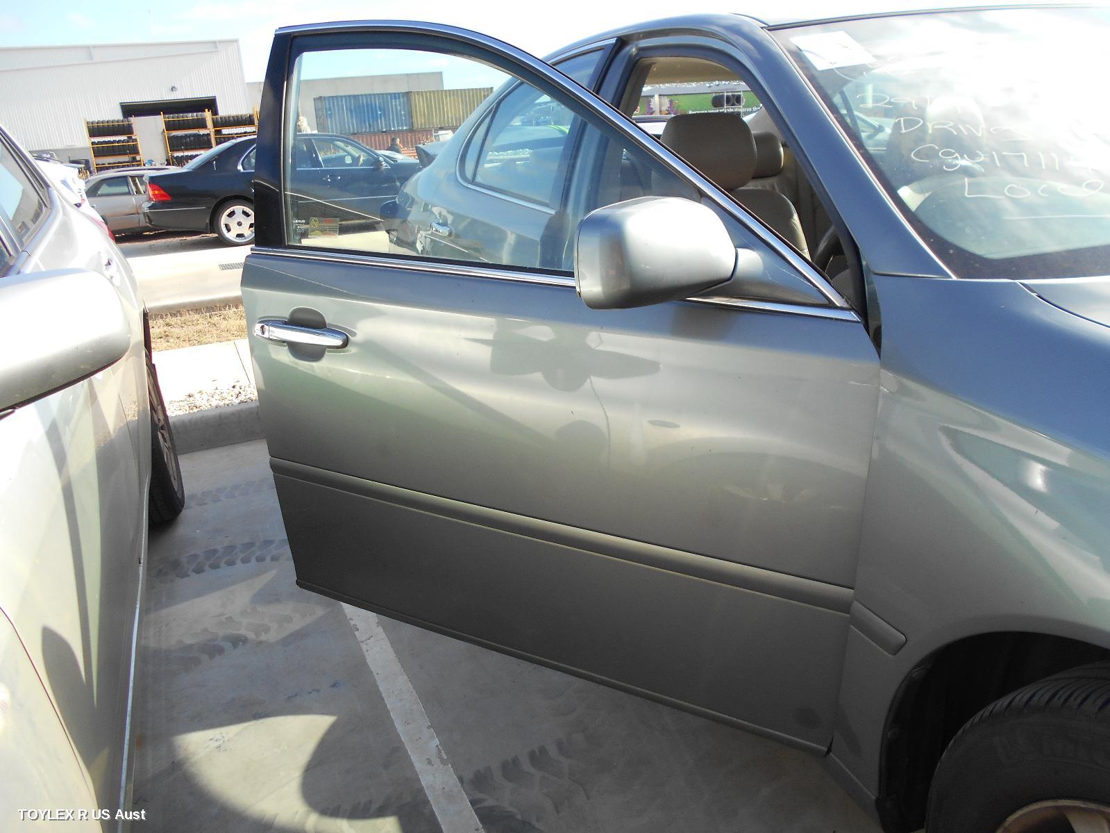 LEXUS ES300 (92-05) 2002 Right Front Door MCV30