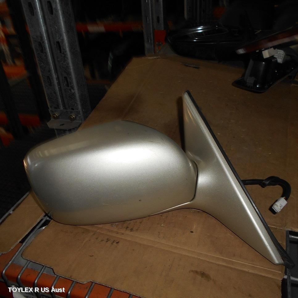 TOYOTA CAMRY 2003 Right Door Mirror SK36, COLOUR CODED