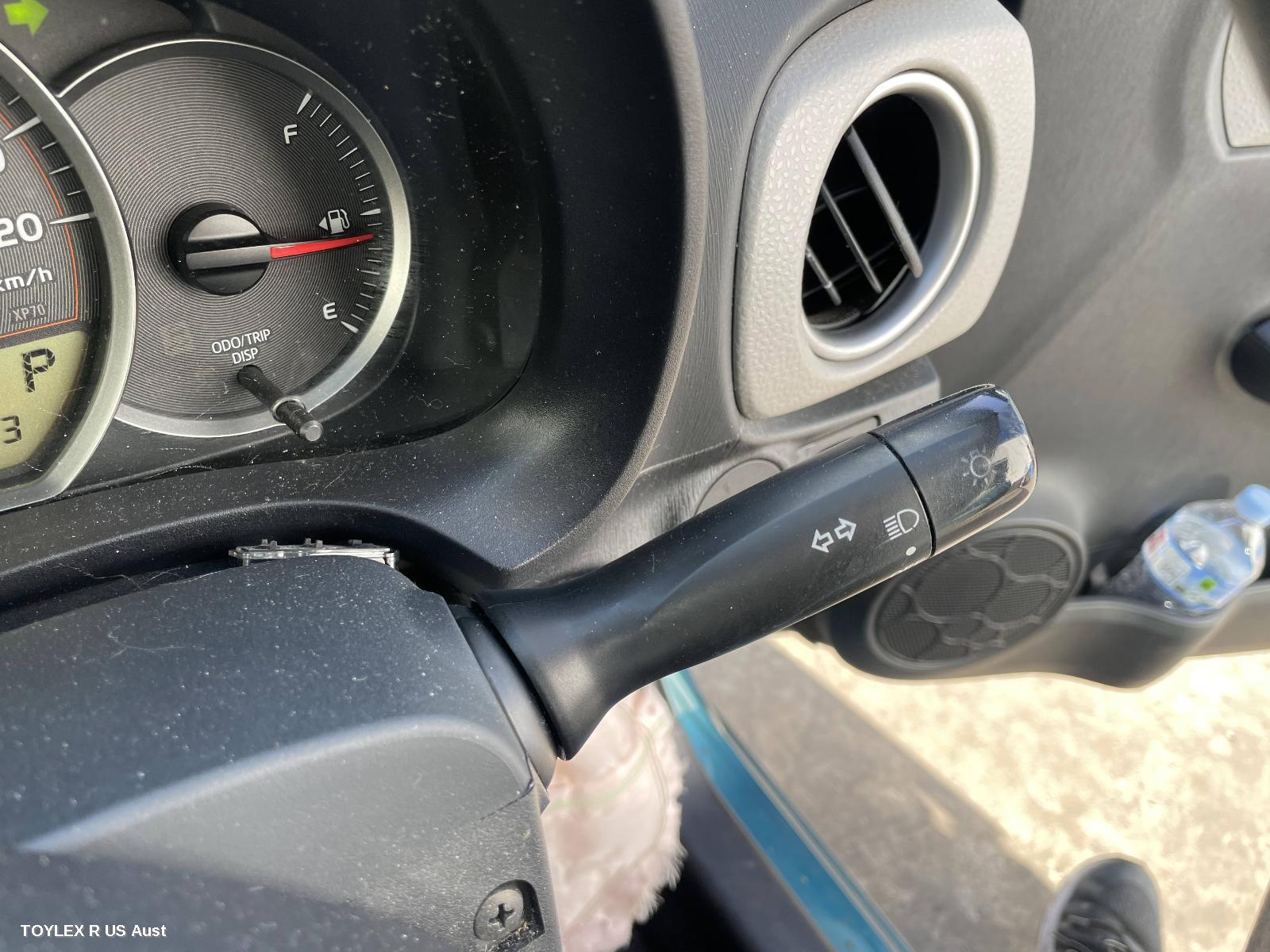 TOYOTA YARIS 2013 Combination Switch FLASHER/HEADLAMP SWITCH, HATCH, NON FOGLAMPS, NCP13#
