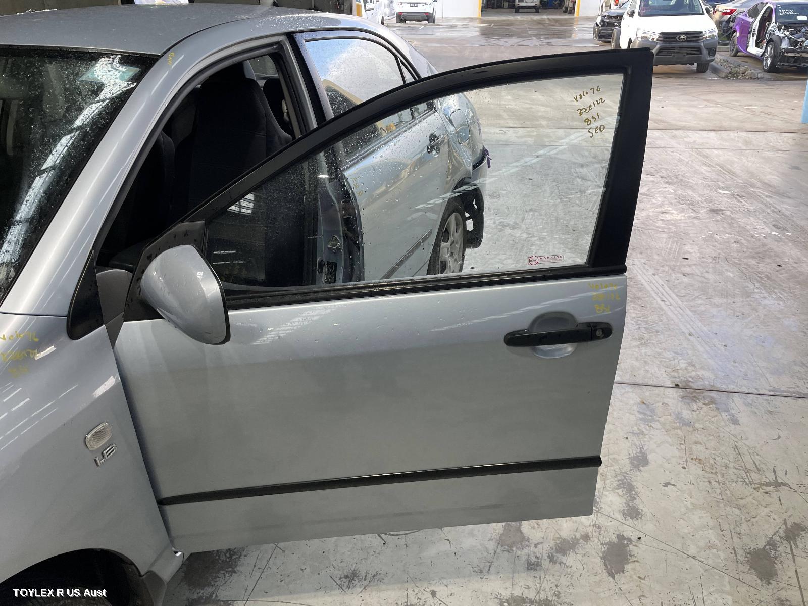 TOYOTA COROLLA 2005 Left Front Door ZZE122 (JAPAN-VIN JTD)