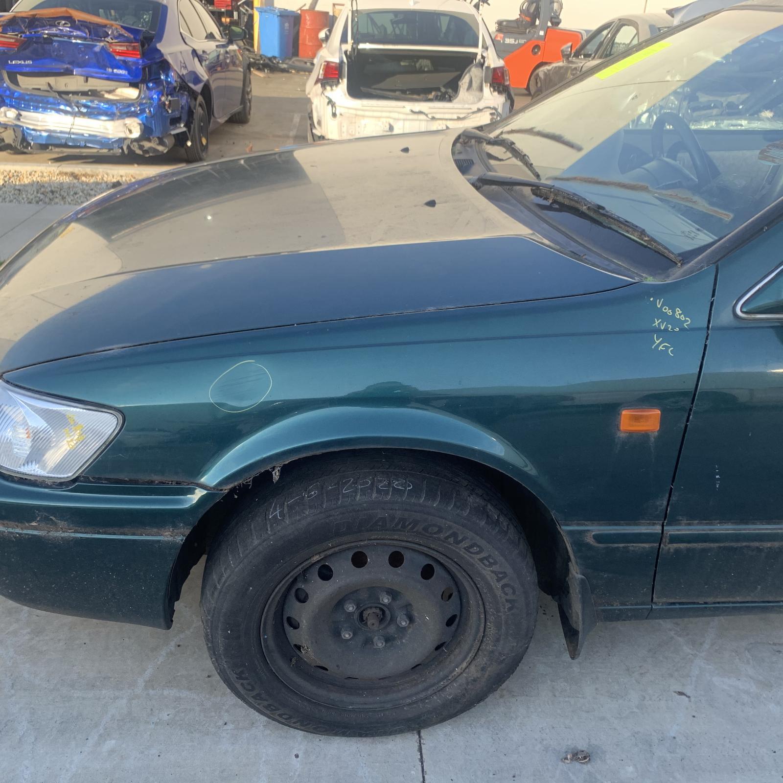 TOYOTA CAMRY, Left Guard, SK20, 08/97-08/02