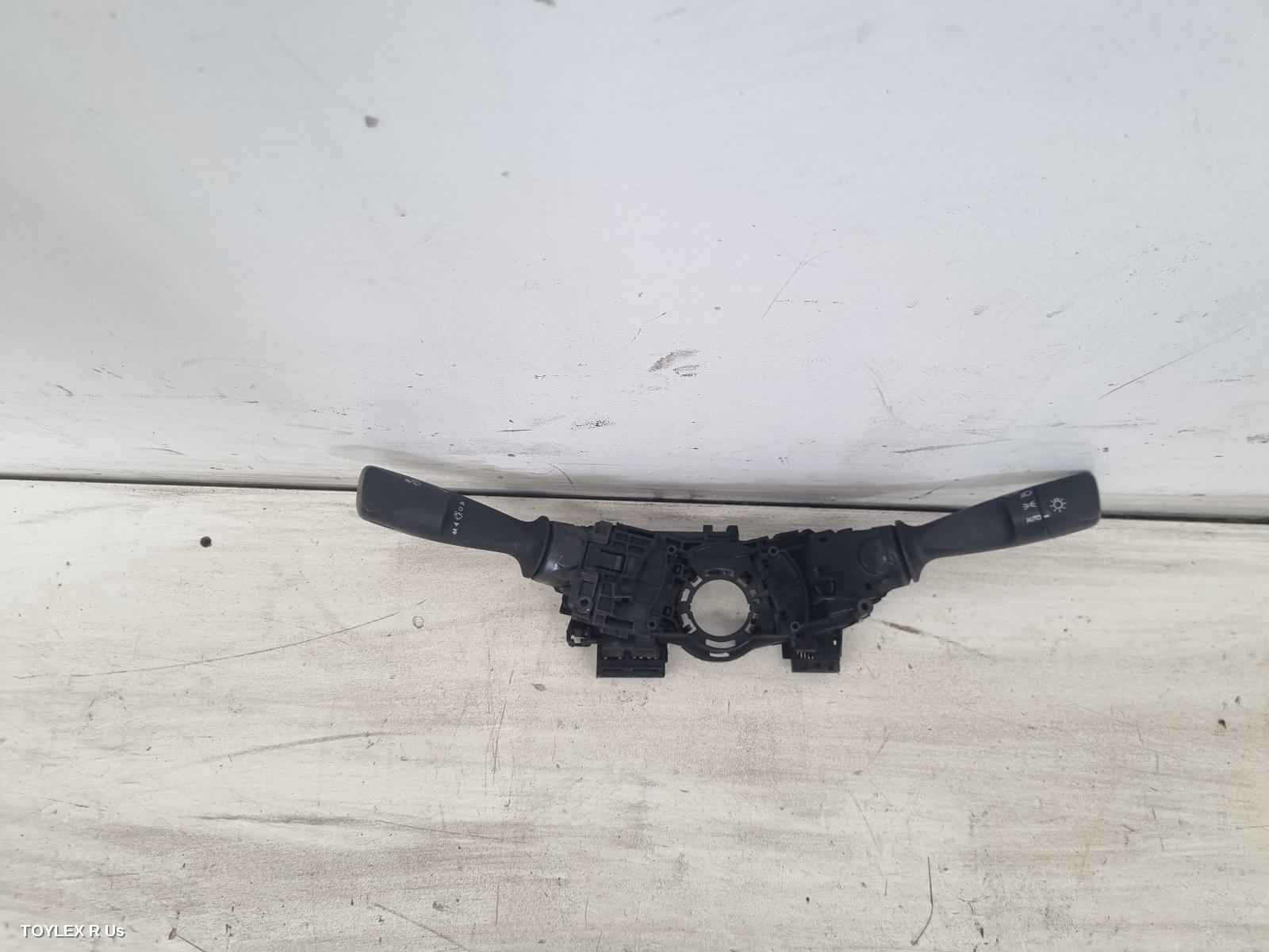 TOYOTA HILUX 2016 Combination Switch COMBINATION SWITCH ASSY (FLASHER & WIPER), NON FOGLAMP & NON ADJUSTABLE INTERMITTENT WIPERS TYPE