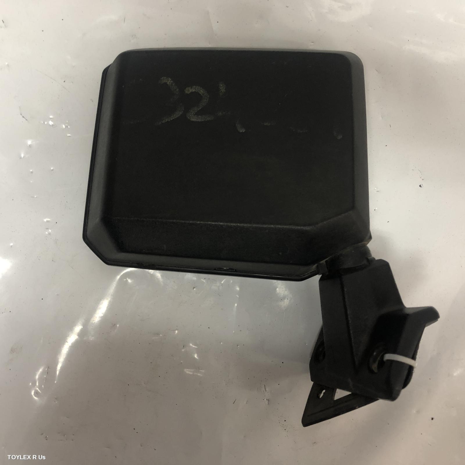 TOYOTA LANDCRUISER 2001 Right Door Mirror 78 SERIES, MANUAL, DOOR SKIN MOUNT TYPE
