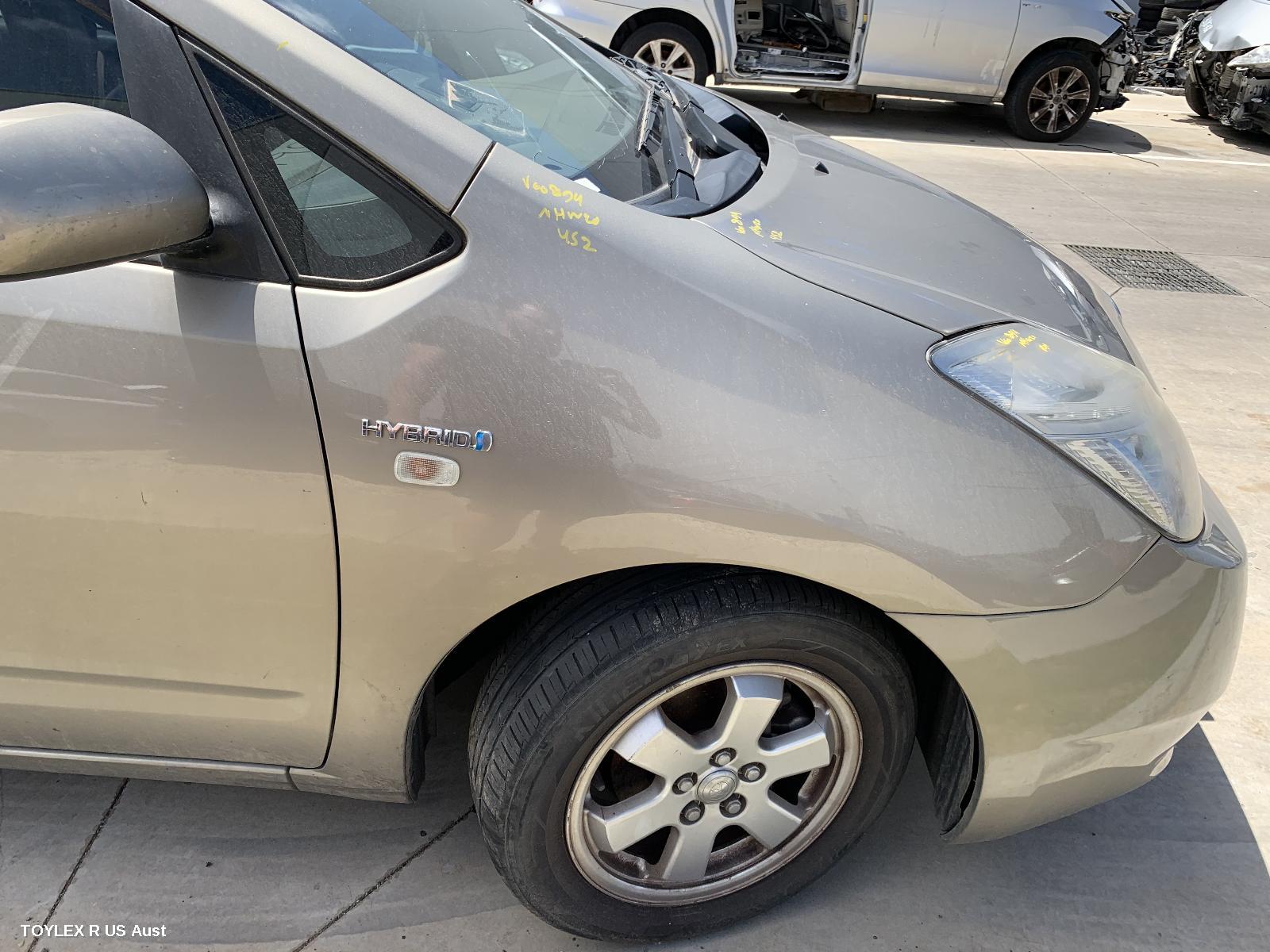 TOYOTA PRIUS 2006 Right Guard NHW20R