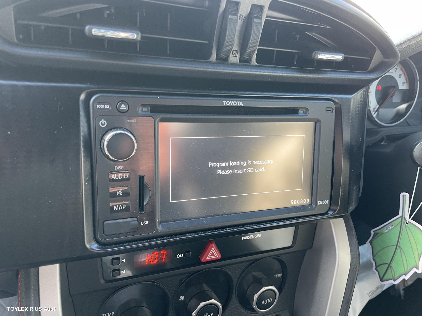 TOYOTA 86 2013 Radio/Cd/Dvd/Sat/Tv RADIO/CD/MP3/SAT NAV ASSY, ZN6, GTS