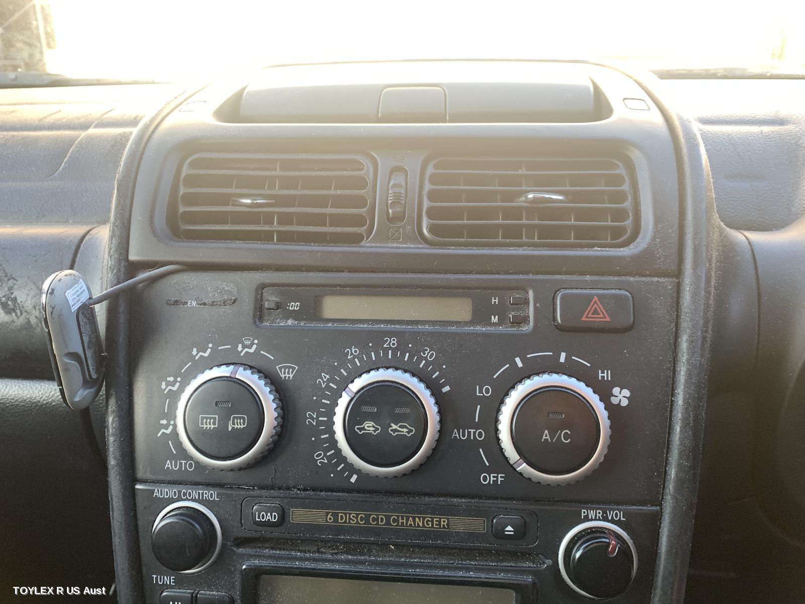 LEXUS IS200/IS300 2004 Radio/Cd/Dvd/Sat/Tv CD STACKER IN DASH